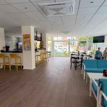 Apartamentos De Benidorm, Playa Poniente, Espana المظهر الخارجي الصورة