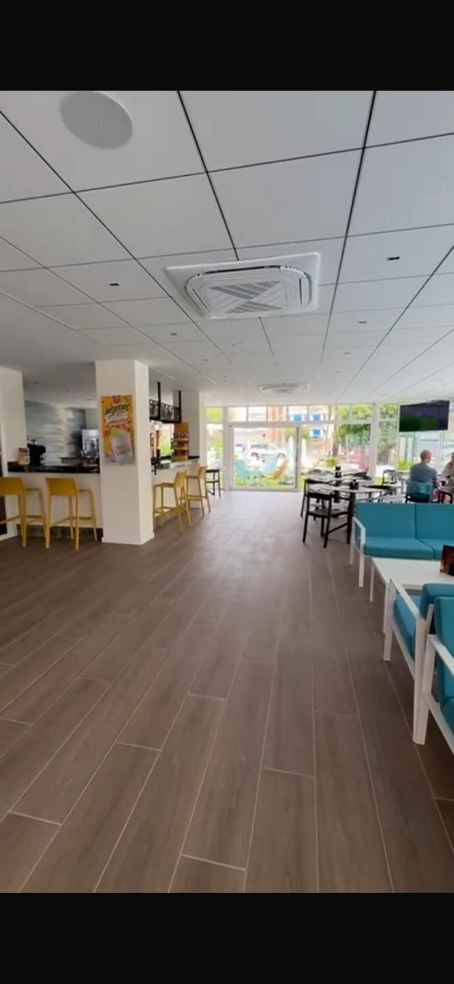 Apartamentos De Benidorm, Playa Poniente, Espana المظهر الخارجي الصورة