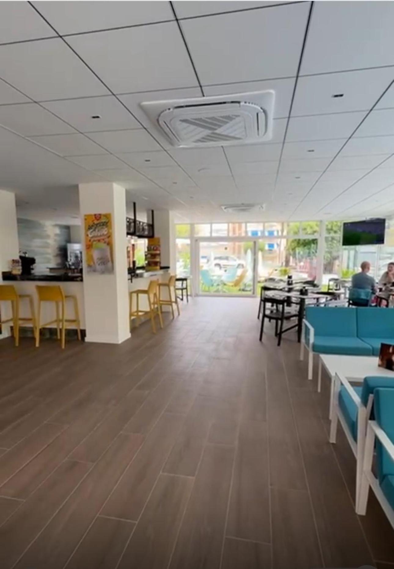 Apartamentos De Benidorm, Playa Poniente, Espana المظهر الخارجي الصورة